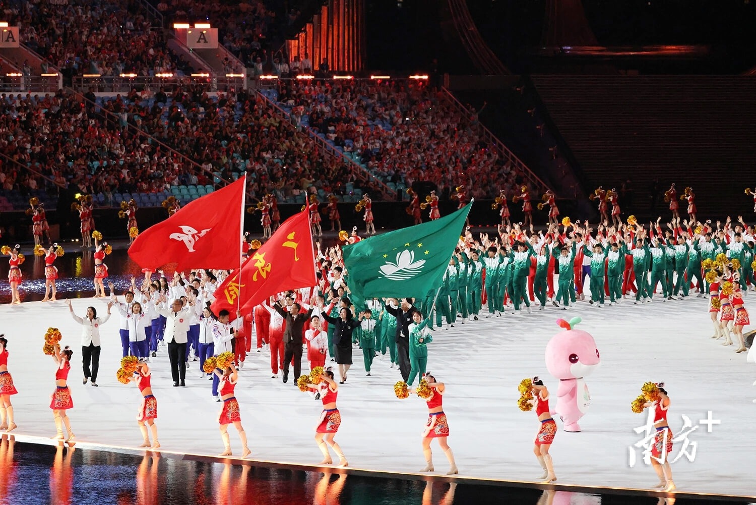 詹姆斯历年最佳扣篮