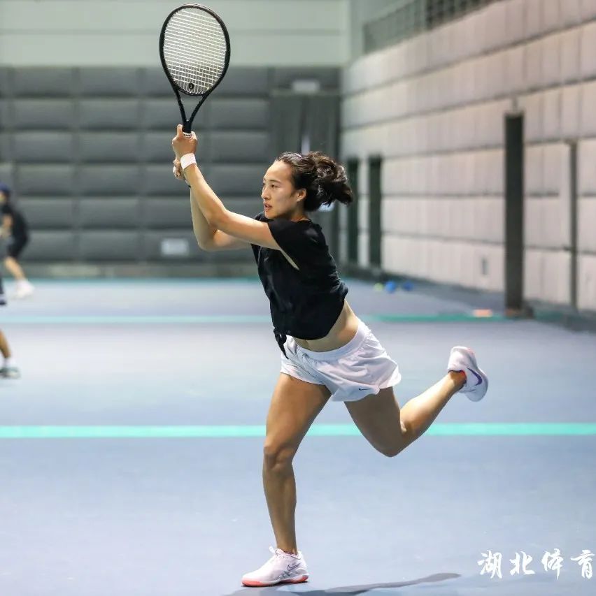 马龙以其卓 马龙以其卓