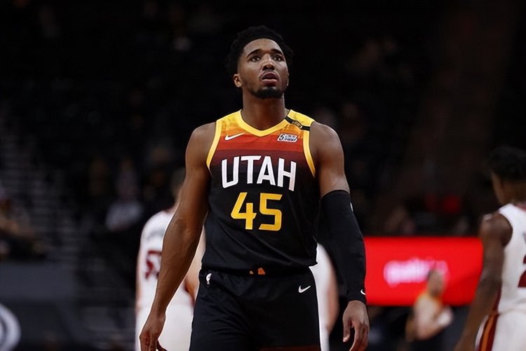 相继贡献出 相继贡献出