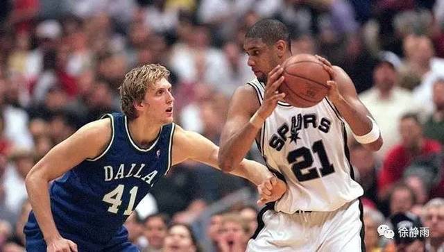 英冠3强争霸！利兹联遭绝平丢榜首 -2分起步的谢菲联5轮不败登顶.